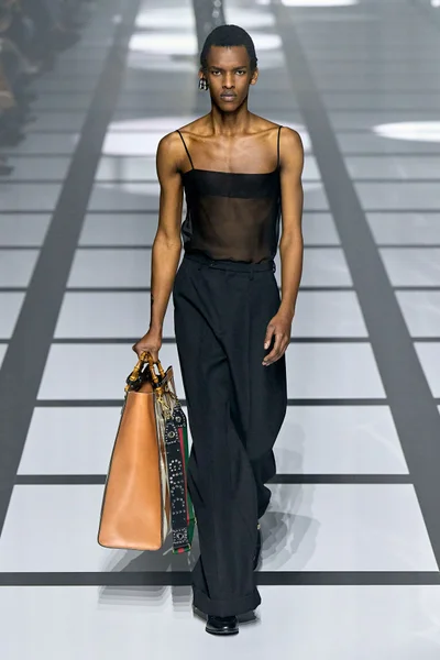 Look 45